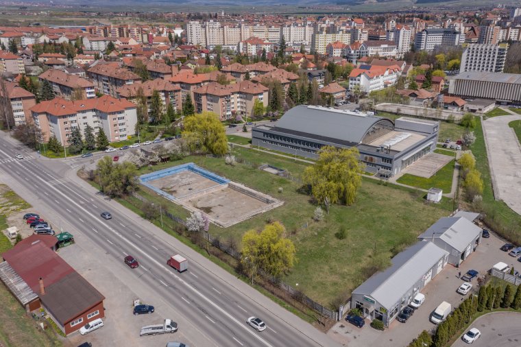 Strandfelújítás Csíkszeredában: a harmadik változat jó lesz?