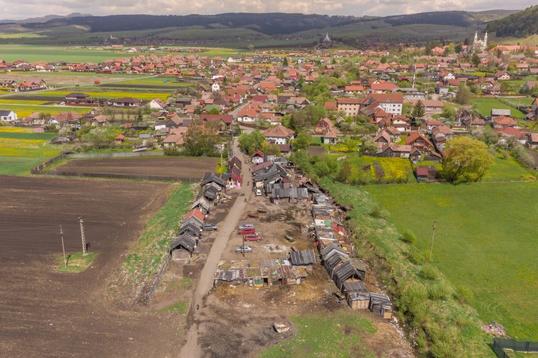 Hivatalosítják a csíksomlyói romatelepet, a helyiek beadványban tiltakoznak a terv ellen