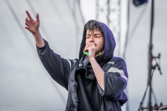 Azahriah Csíkszeredába jön