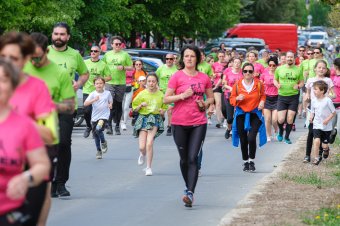 Nagykövetek jelentkezését várják a Fuss NEKI! Csík adománygyűjtő programra