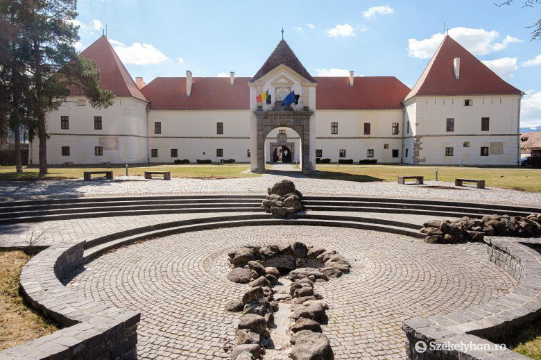 A Csíki Székely Múzeum hosszabbított nyitva tartással, ezúttal hétfőn is várja a látogatókat •  Fotó: Veres Nándor