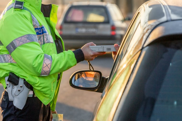 Letöltendő börtönnel büntetnék a halálos balesetet okozó ittas vagy jogosítvány nélküli sofőröket a törvényhozók