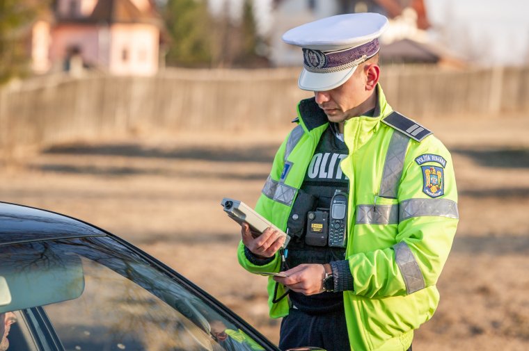 120 km/óra sebességgel hajtott ittas állapotban, mielőtt elkapták