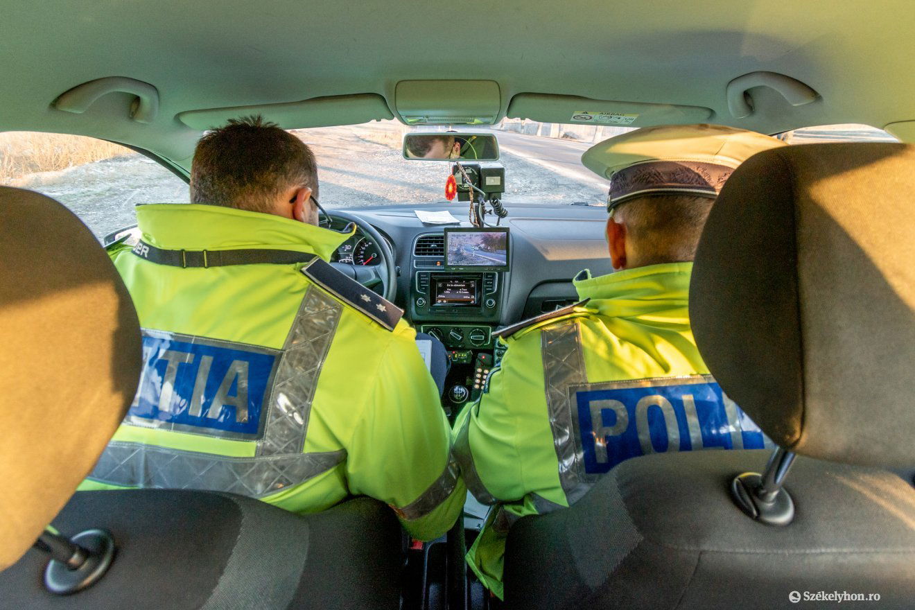 Rendőrségi ellenőrzésen szúrták ki a több szabályt is megsértő sofőrt. Képünk illusztráció •  Fotó: Pinti Attila