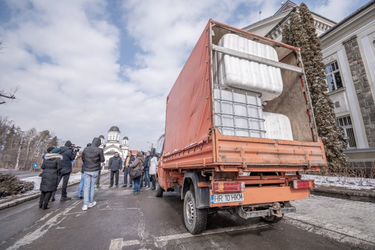 Hatfős csapat viszi a csíkszeredai segélyszállítmányt Beregszászra