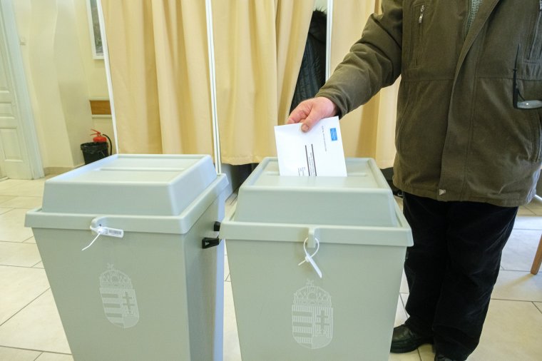 Nem akar előrehozott választást a magyar választók többsége