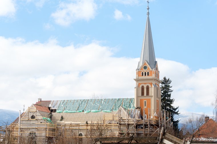 Teljesen megújul a jövőre a madéfalvi templom