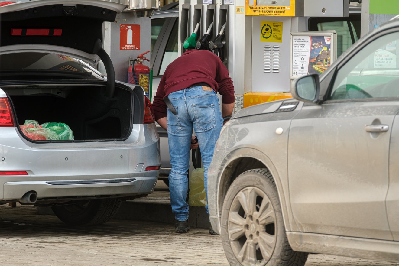 A drágulás hírére is nő az üzemanyag ára Székelyföldön