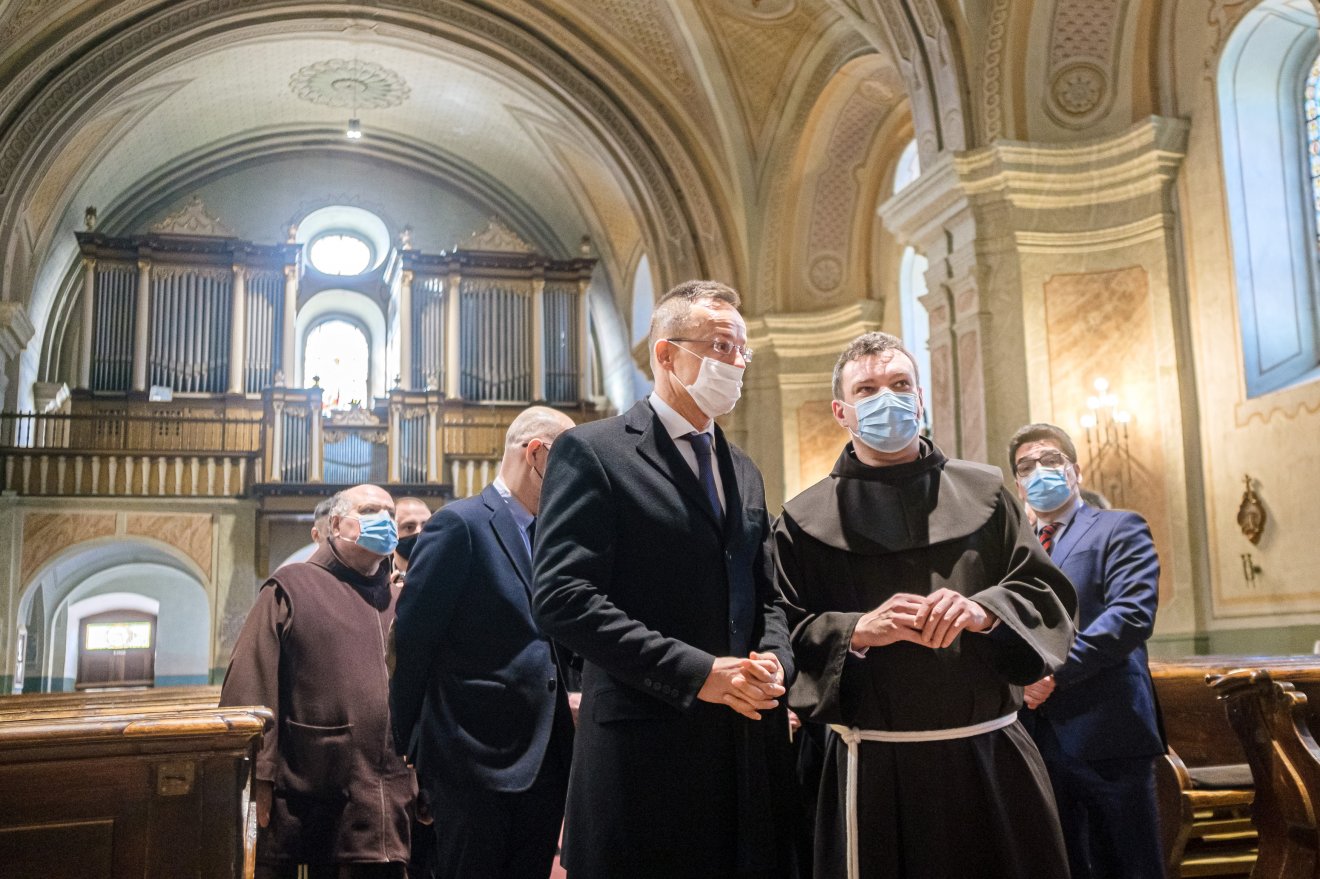 &bullet;  Fotó: Veres Nándor