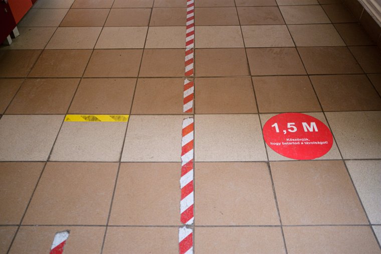 Több udvarhelyszéki tanintézmény tér át online oktatásra a héten – frissítve