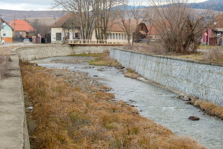 Vízügy: nem a patakszabályozás miatt apadnak a kászoni kutak
