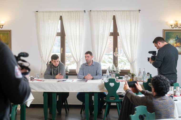 Szijjártó Pétert is Madéfalvára várják
