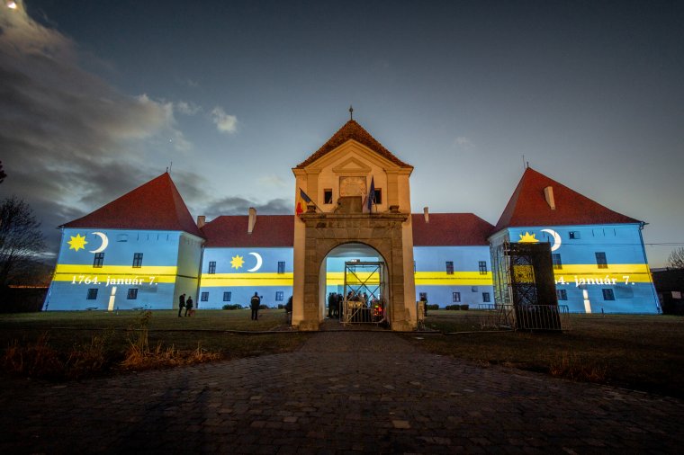 Fényfestéssel emlékeztek a madéfalvi veszedelem áldozataira