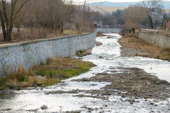 Patakba esett, életét vesztette egy férfi Maroshévíznél