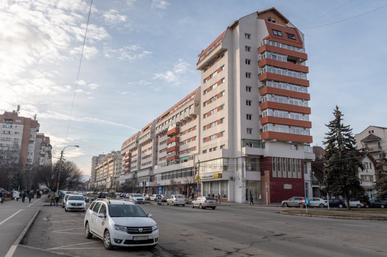 Végtelennek tűnik a hőszigetelések miatt zajló persorozat   