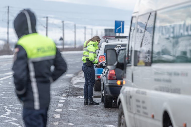 Két tucat jogsit vontak be a hosszú hétvégén Háromszéken