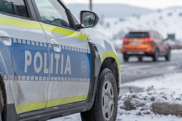 Nem adott elsőbbséget a benzinkúttól való kitérésnél, balesetet okozott a 18 éves sofőr