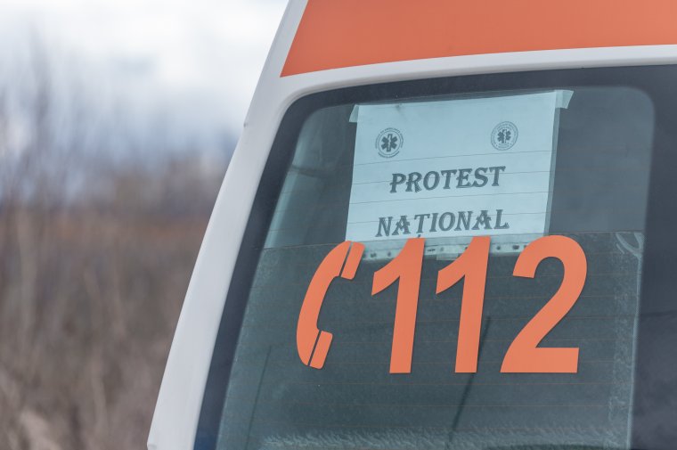Beszüntették a sztrájkot a mentősök