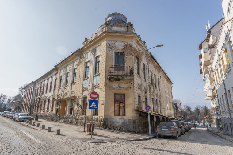 A Vigadó felújítására uniós támogatásért pályáznak