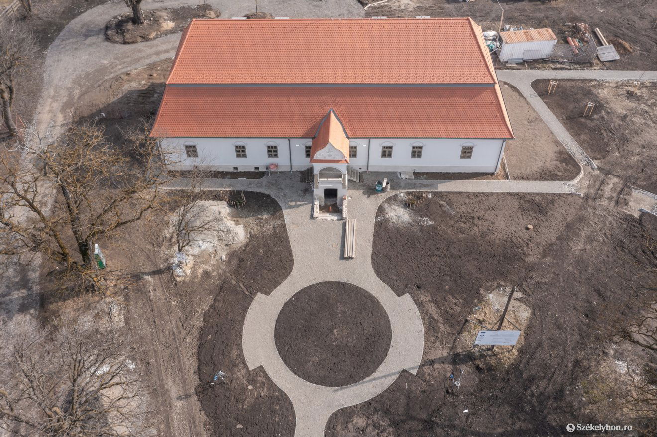 •  Fotó: Pinti Attila