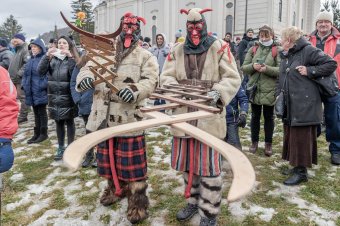 Megyei farsangbúcsúztató Csíkszentkirályon, Ilyés-temetés Alsósófalván