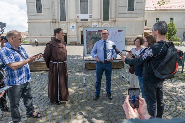 A csíksomlyói Szűzanya hazavárja gyermekeit