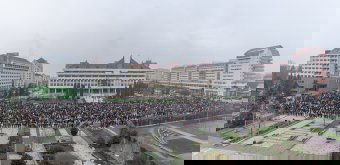 Ismét példát mutattak fegyelmezettségből a csíkszeredaiak a legnagyobb húsvétvasárnapi ételszentelésen