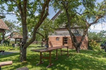 Koncert és gyerekprogram a Csíkdelnei Kultúrcsűrben