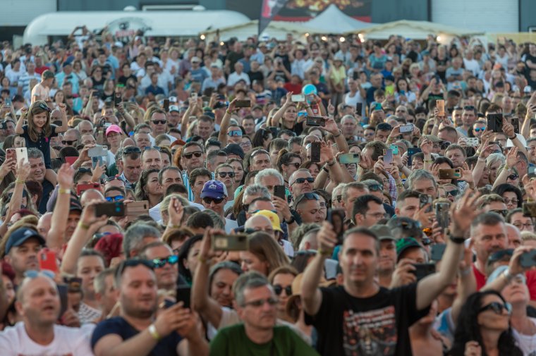 Járványszerűen terjedő megbetegedések – a nyári fesztiválok utóhatásaként egyre többen fordulnak orvoshoz