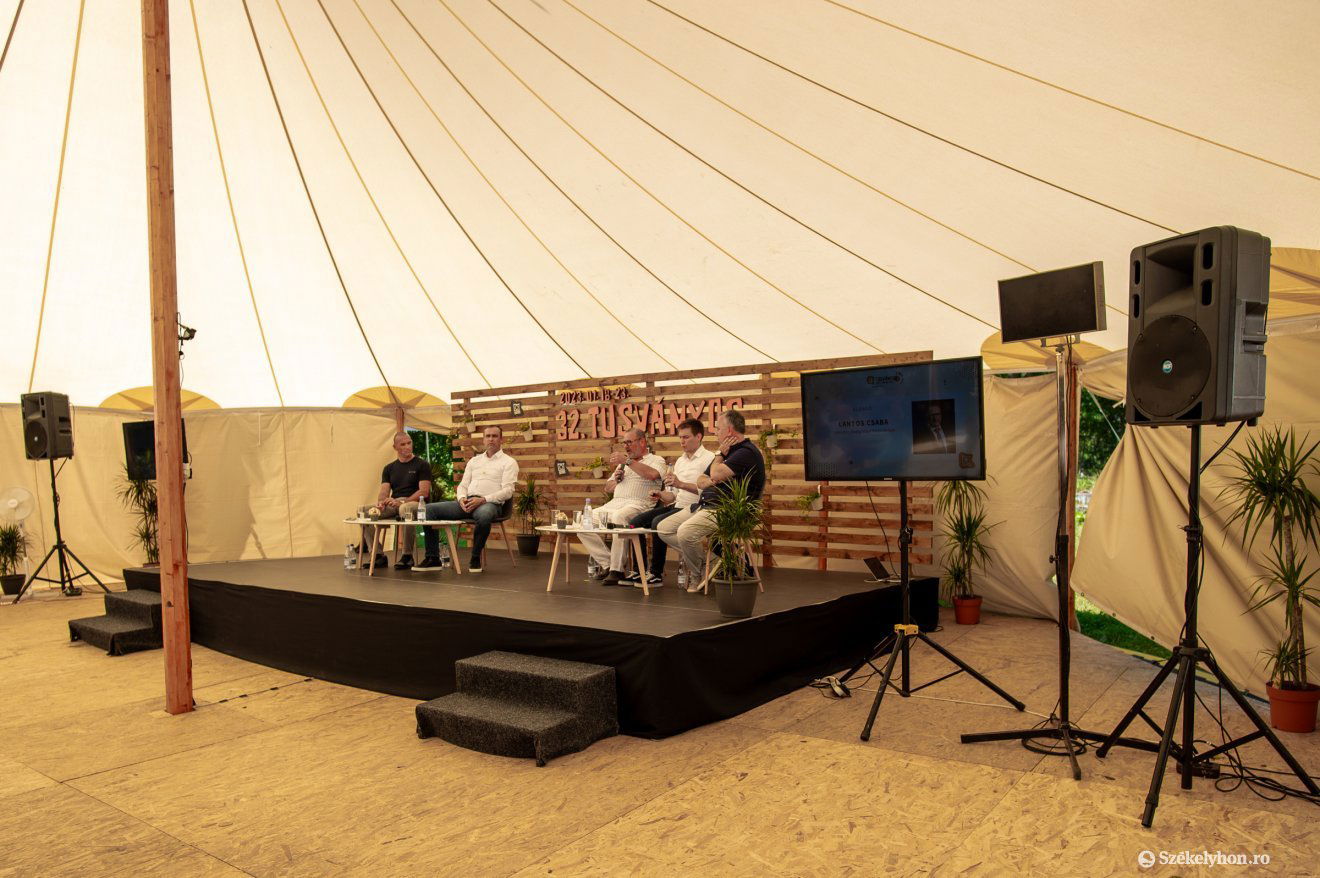 •  Fotó: Pinti Attila