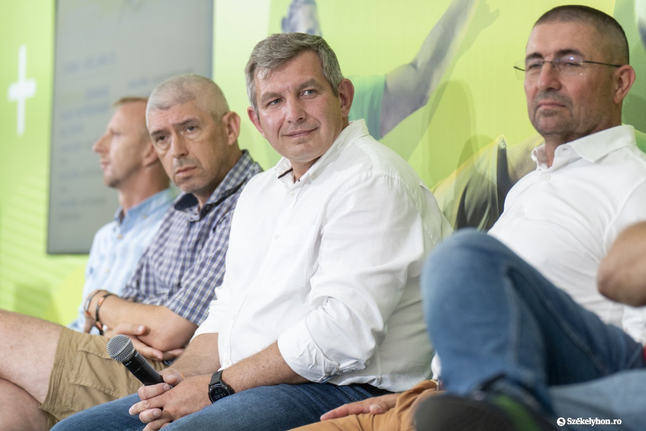 Bereczky Szilárd, a Gyergyói Hokiklub általános igazgatója •  Fotó: Haáz Vince
