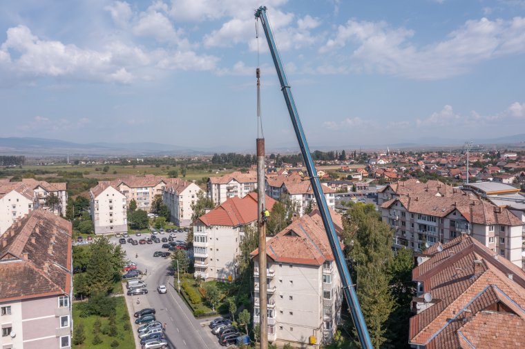 Kéménybontás útlezárással