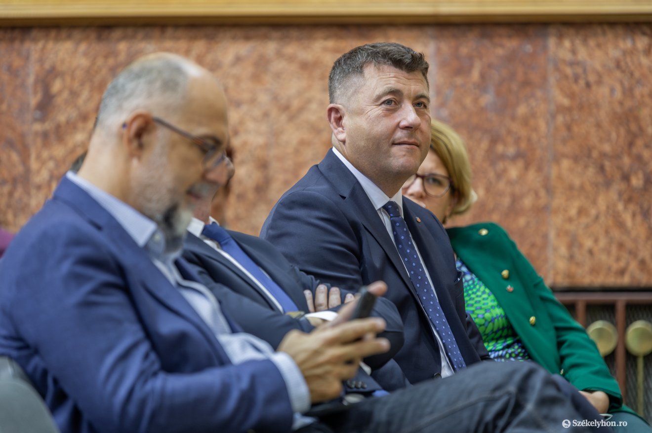 •  Fotó: Pinti Attila