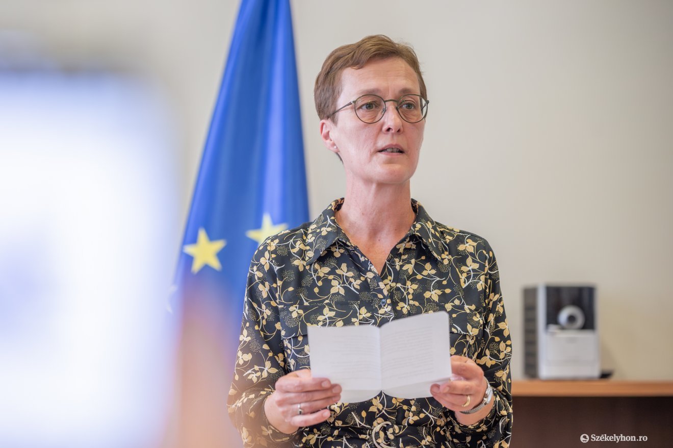 Makkai Enikő •  Fotó: Pinti Attila
