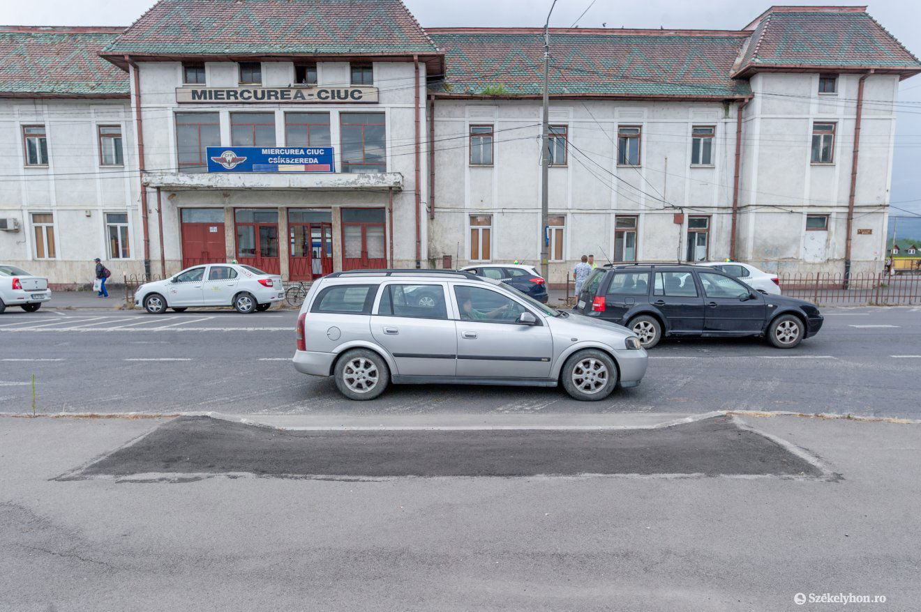 A Brassói út forgalmának egyszerűsítésére nagy szükség van •  Fotó: Pinti Attila