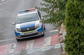 Villanyoszlopnak ütközött egy autó Csíkszentmiklóson