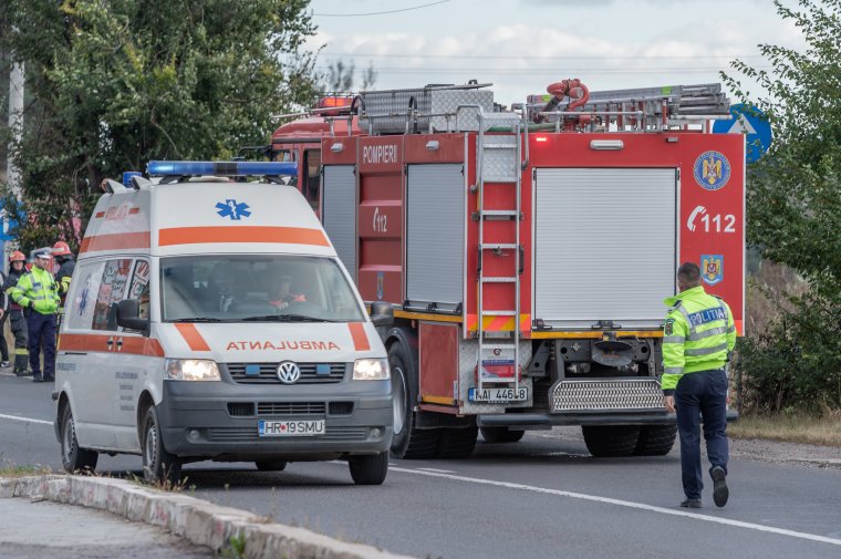 Súlyos baleset miatt áll a forgalom Galócásnál, két személy életét vesztette