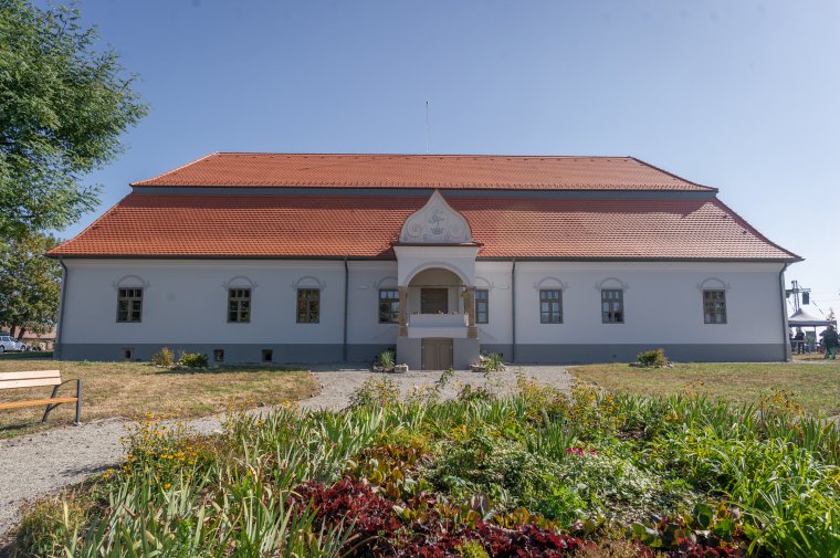 Megnyílik a Henter-kúria kapuja a Múzeumok Éjszakáján