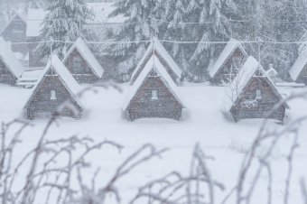 Jöjjön velünk a havas Hargitára – videó