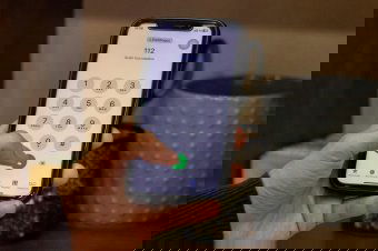 Van következménye annak, ha félrevezető szándékkal tárcsázzuk a sürgősségi hívószámot