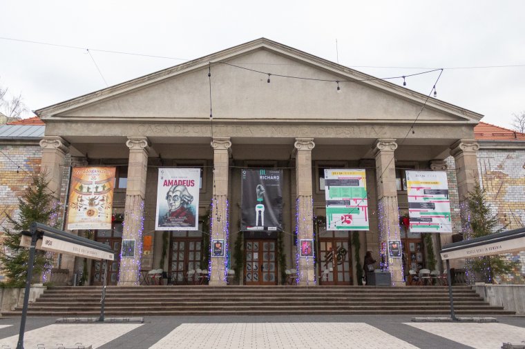 Külön műsorral készül a Csíki Játékszín a magyar költészet napjára