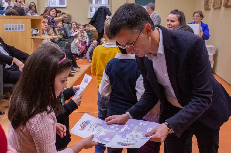 Díjazták a közösségükért versenyző kisiskolásokat