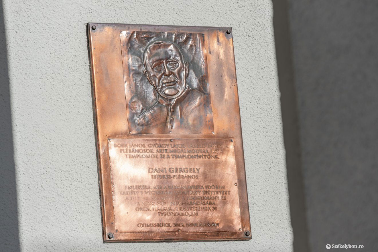 &bullet;  Fotó: Pinti Attila