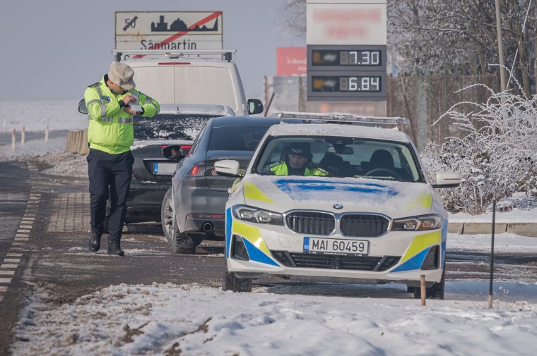 Egy nap alatt 51 jogosítványt vont be a rendőrség ittas és drog hatása alatti vezetés miatt