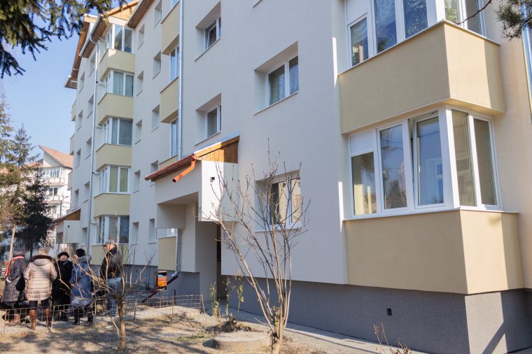 Csíkszeredai tömbház-hőszigetelések minőségi változásokkal