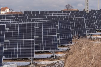 Hiába tudja fedezni a napenergia a déli órákban a fogyasztás 70 százalékát, nem lesz attól olcsóbb az áram