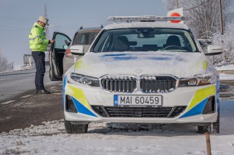 Közel 450 járművezetőnek vették el a jogosítványát egy nap alatt