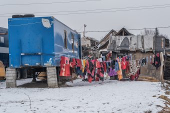 A puszta kiváncsiság vitt a romatelepre, ahol panaszáradat fogadott