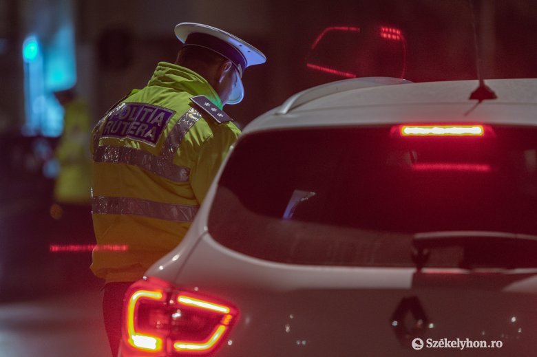 Több mint 700 jogosítványt vont be a rendőrség az elmúlt egy napban