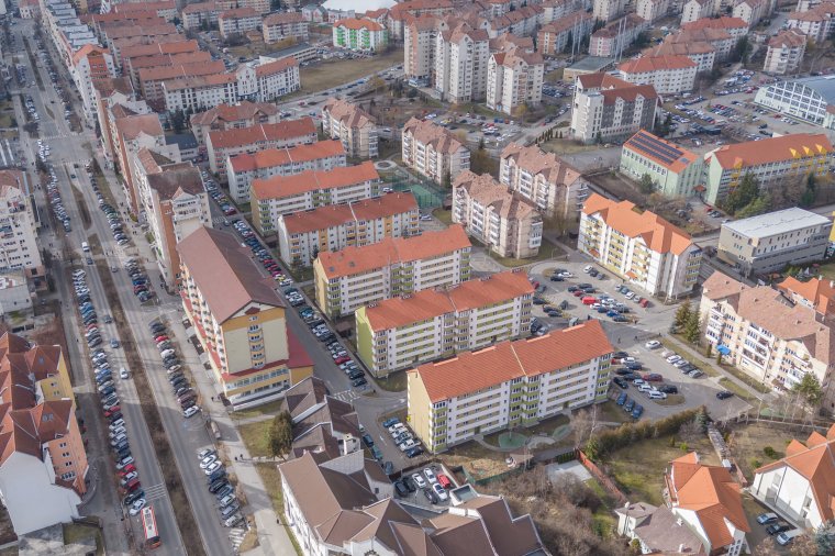 Újabb tömbház-hőszigetelésekre készülnek Csíkszeredában